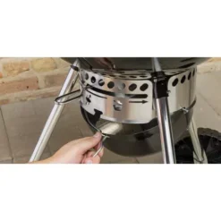 Barbecue Charbon Master-Touch Gbs 5750 - Bleu Slate - WEBER -Gril Cuisine Boutique barbecue charbon master touch gbs c 5750 57 cm bleu 4